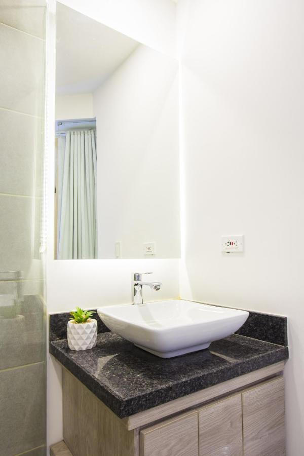 Apartamento Laureles Suites By Lifeafar Medellín