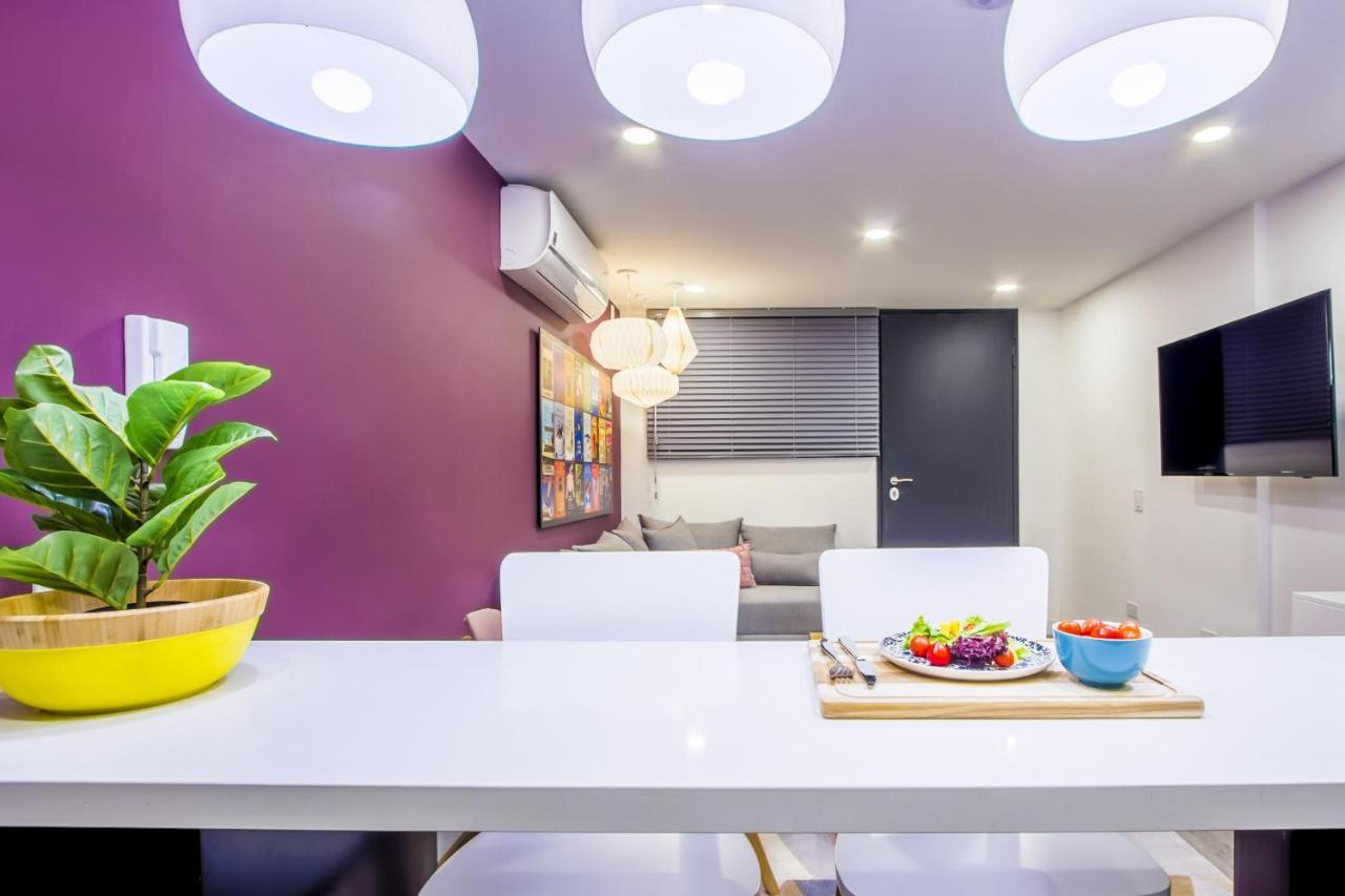 Laureles Suites By Lifeafar *